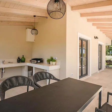Awesome In With Kitchen Holiday home Manjadvorci