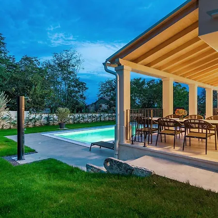 Ferienhaus Awesome In With Kitchen *