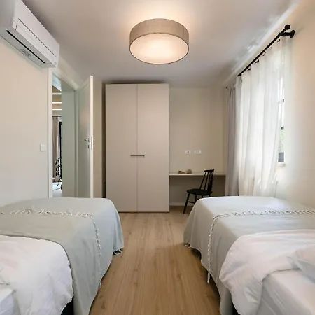 Pet Friendly In * Manjadvorci